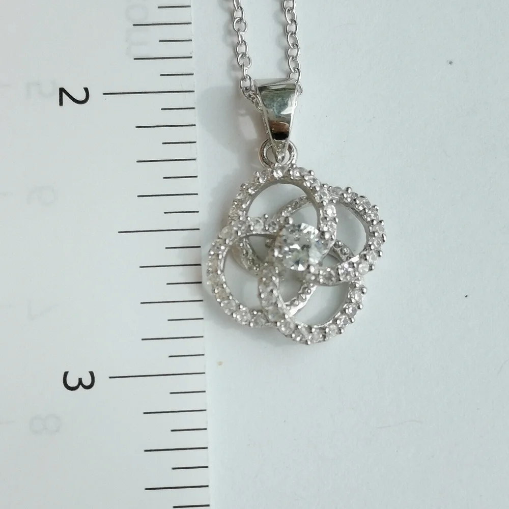 Love Knot CZ sterling silver pendant necklace ๐ - Picture 5 of 6